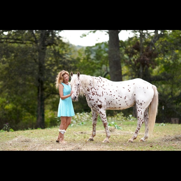 Turquoise lace dress - Picture 3 of 8